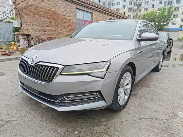 Skoda Superb 2020