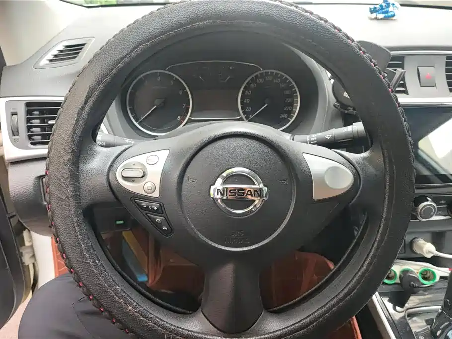 Nissan Sylphy 2020 — фото 15