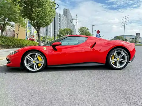Ferrari 296 2023