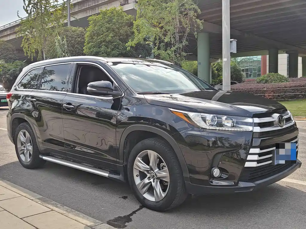 Toyota Highlander 2020