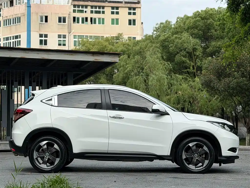 Honda Vezel 2016 — фото 7