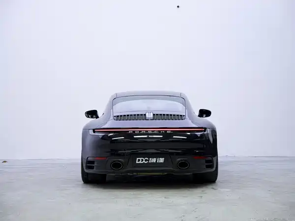 Porsche 911 2020