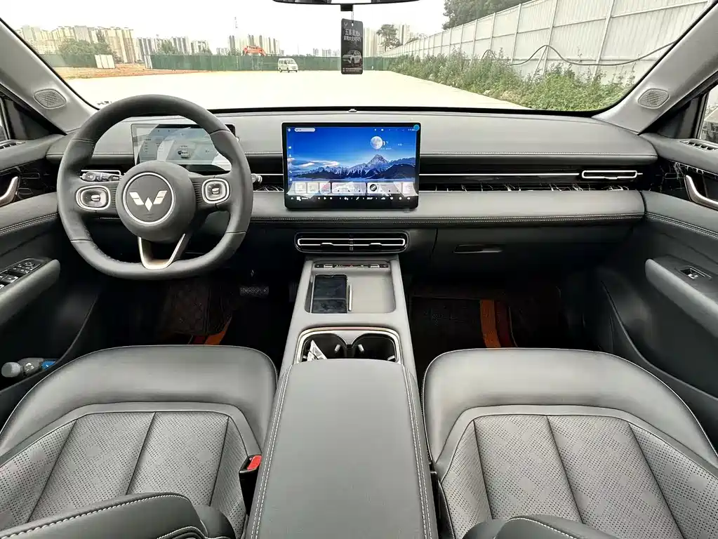 Wuling Starlight 2025