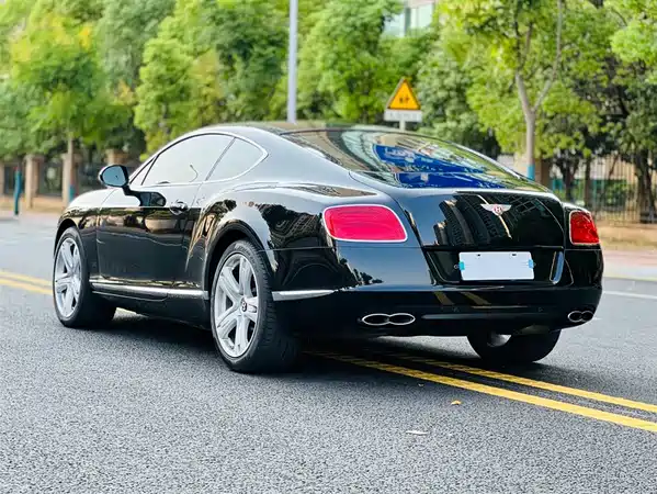 Bentley Continental 2013