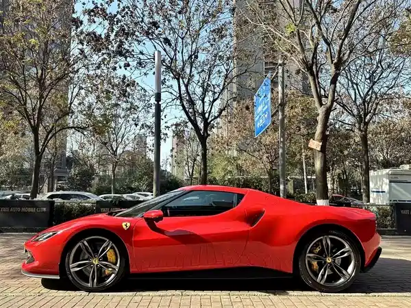 Ferrari 296 2024