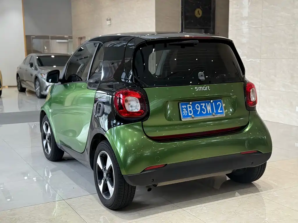 smart fortwo 2018 — фото 14