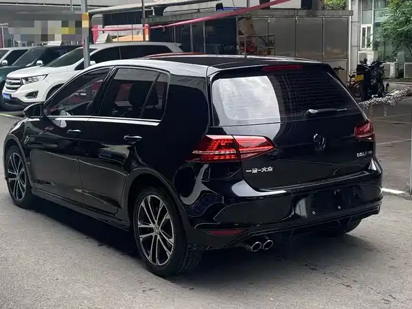 Volkswagen Golf 2016