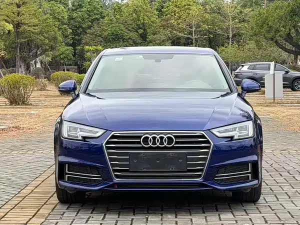 Audi A4L 2019