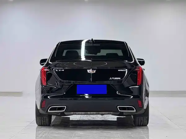 Cadillac CT4 2024