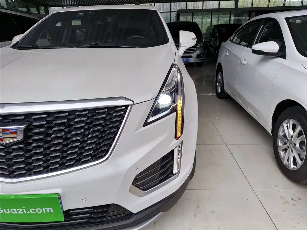 Cadillac XT5 2021 — фото 15