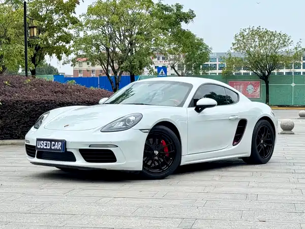 Porsche 718 2017