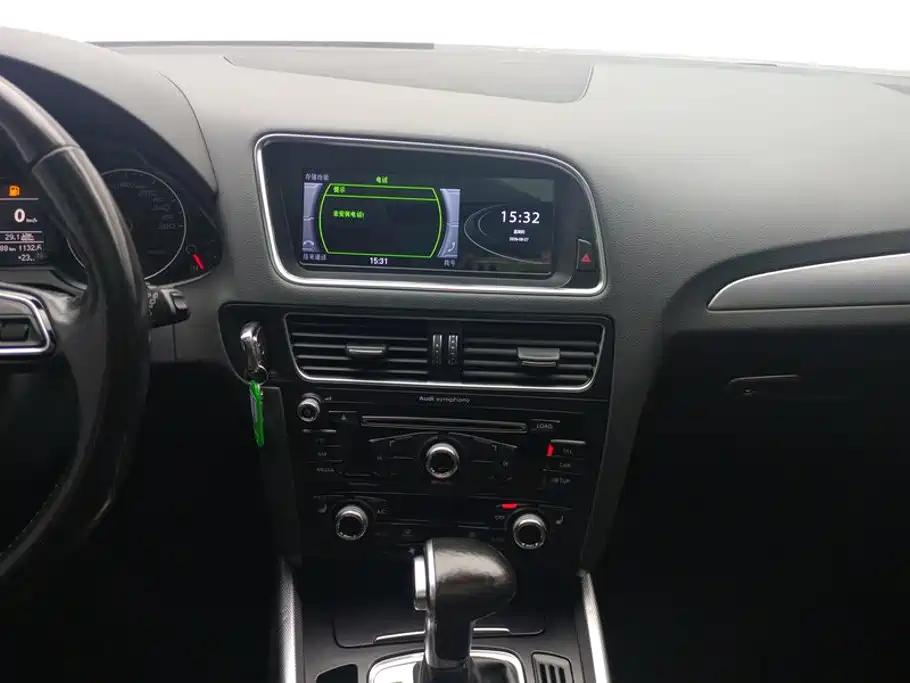 Audi Q5 2015 — фото 13