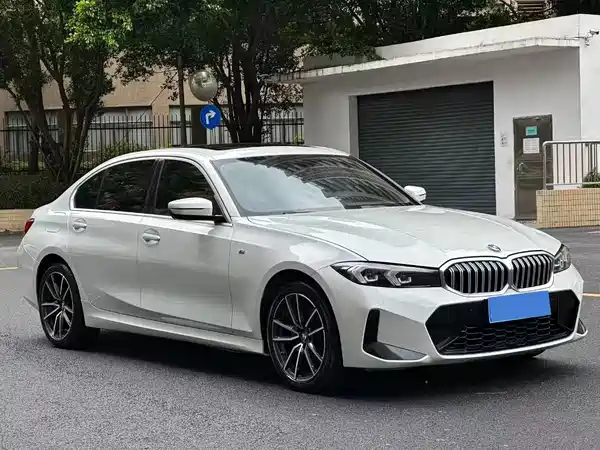 BMW 3 Series 2023