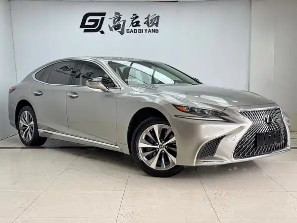 Lexus LS 2018