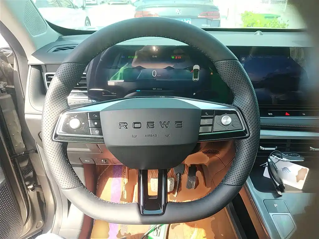 Roewe RX5 2023 — фото 11