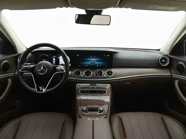 Mercedes-Benz E-Class 2023