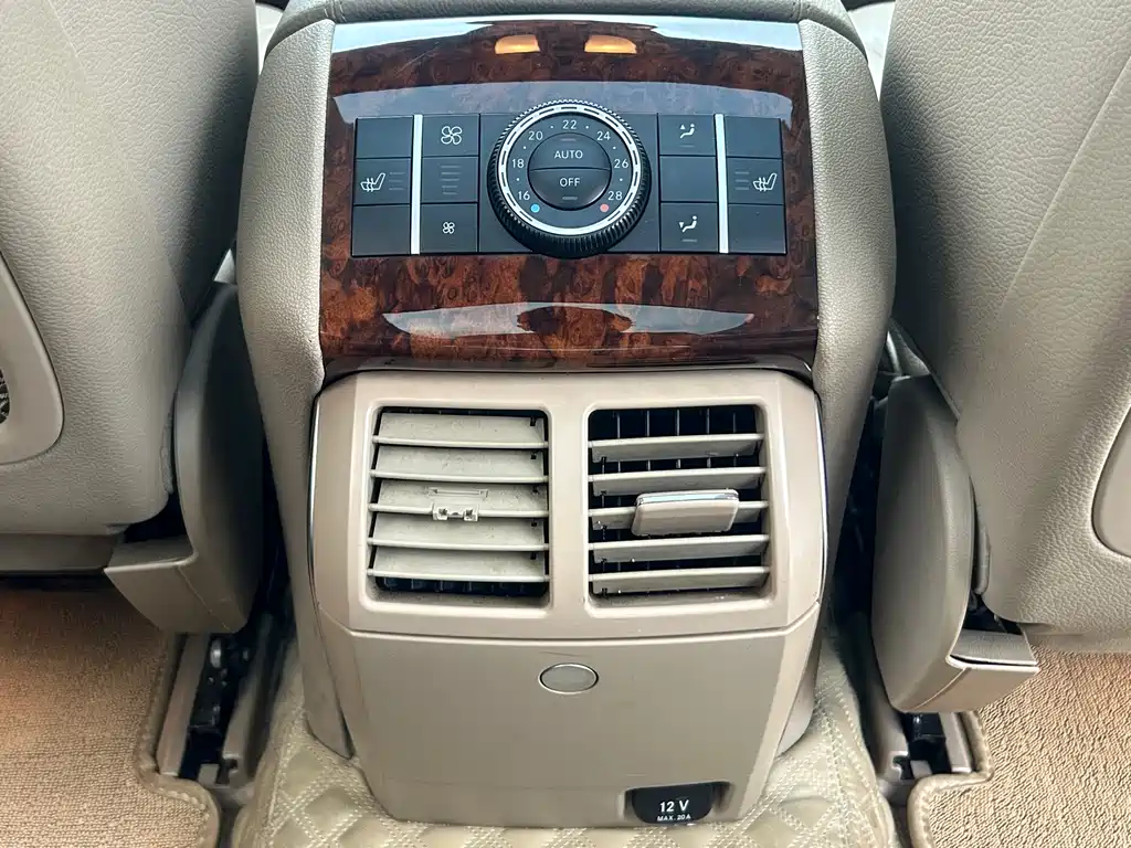Mercedes-Benz R-Class 2012 — фото 13