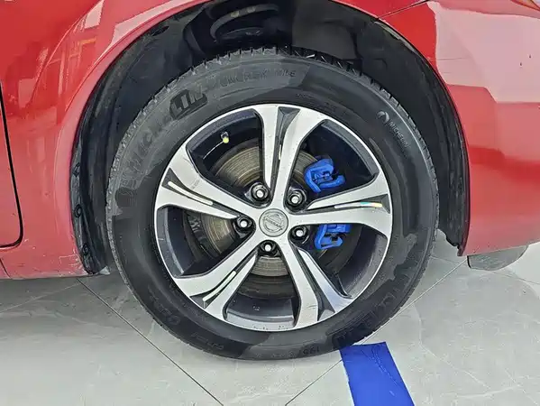 Nissan Tiida 2018
