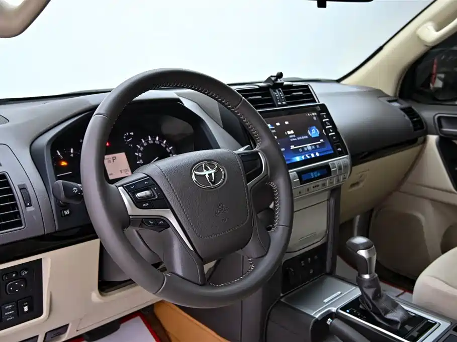 Toyota Prado 2024 — фото 15