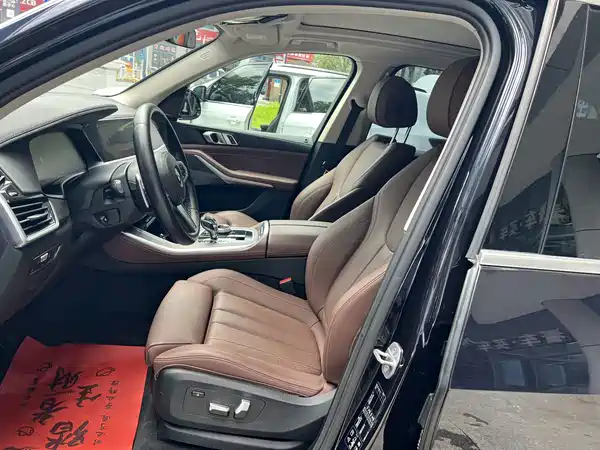 BMW X5 2022
