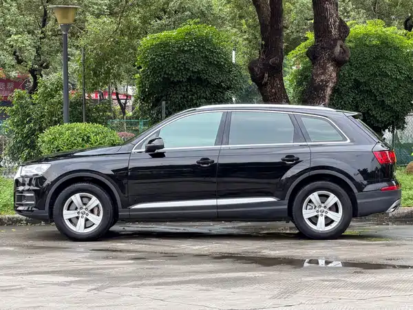 Audi Q7 2016