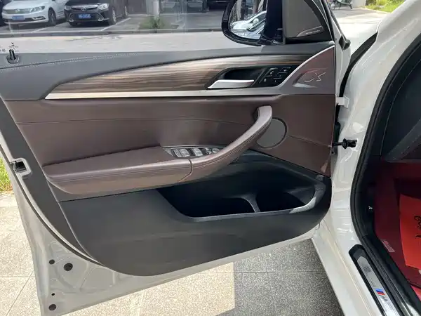 BMW X3 2021