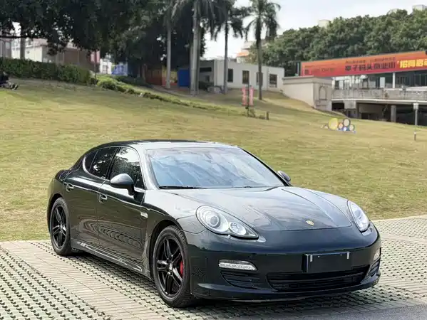 Porsche Panamera 2010