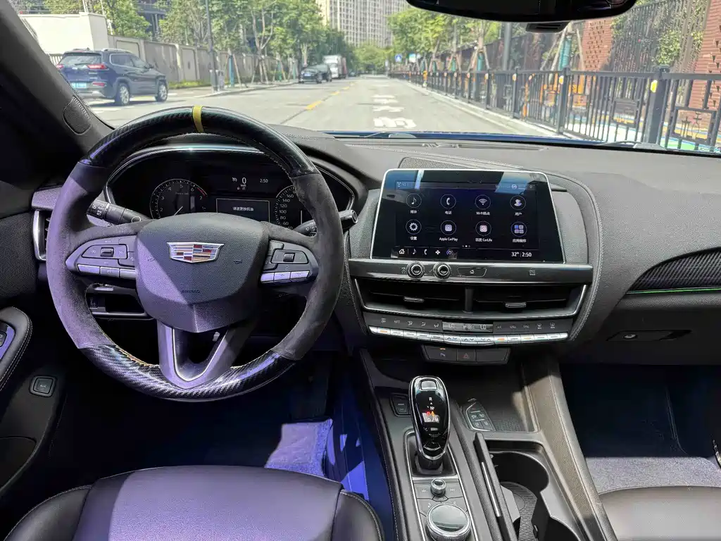 Cadillac CT5 2020 — фото 12