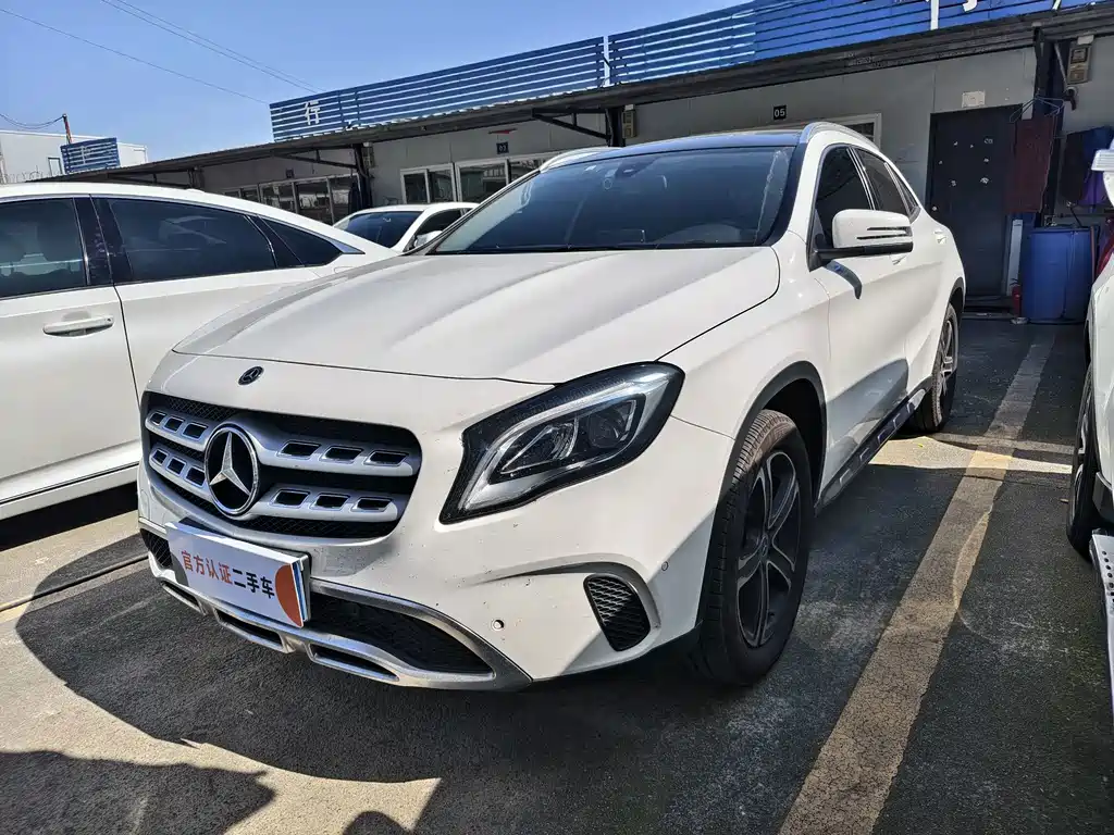 Mercedes-Benz GLA 2019