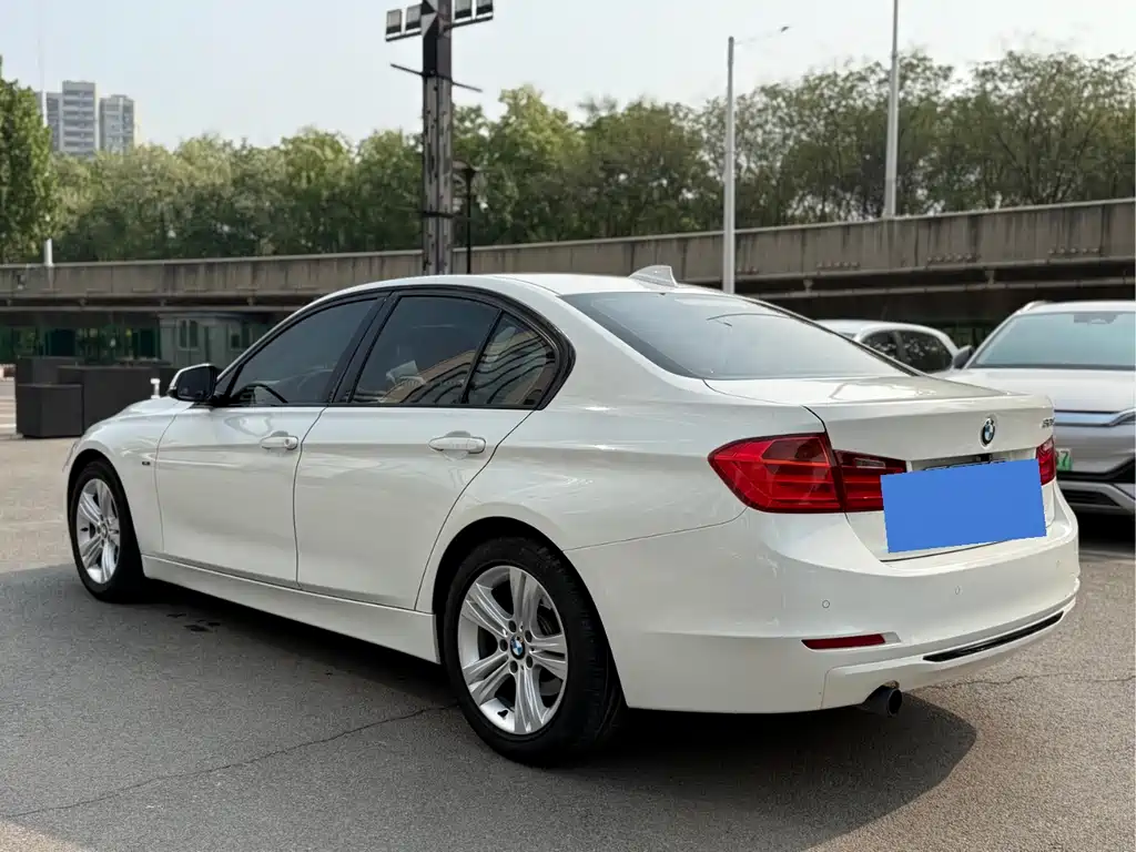 BMW 3 Series 2014 — фото 13