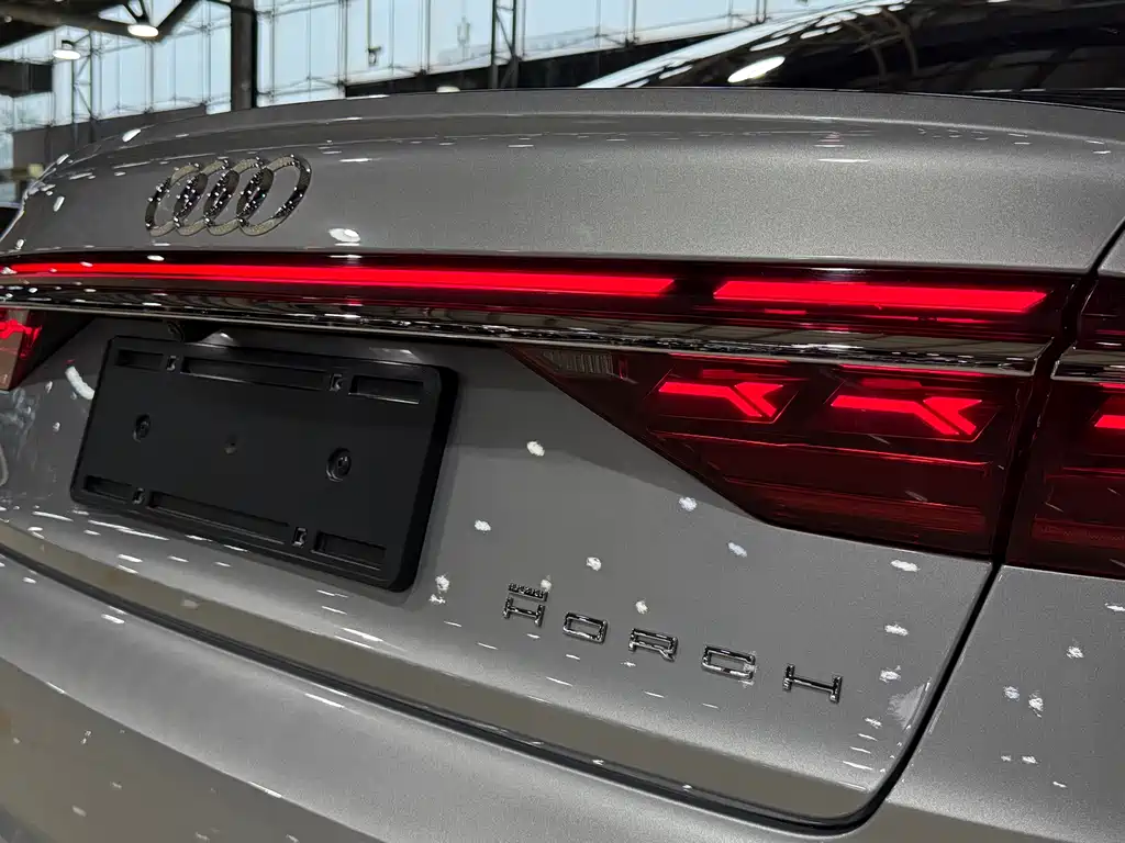 Audi A8 2024 — фото 34