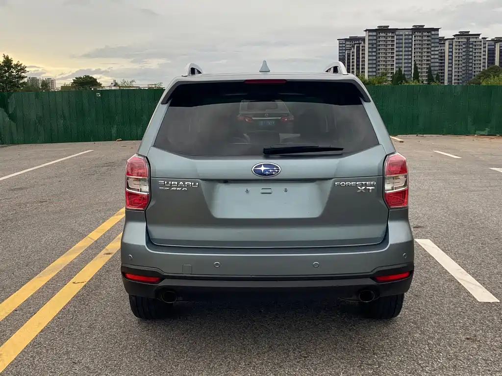 Subaru Forester 2014 — фото 10