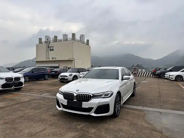 BMW 5 Series 2024