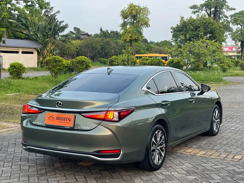Lexus ES 2024 — фото 18