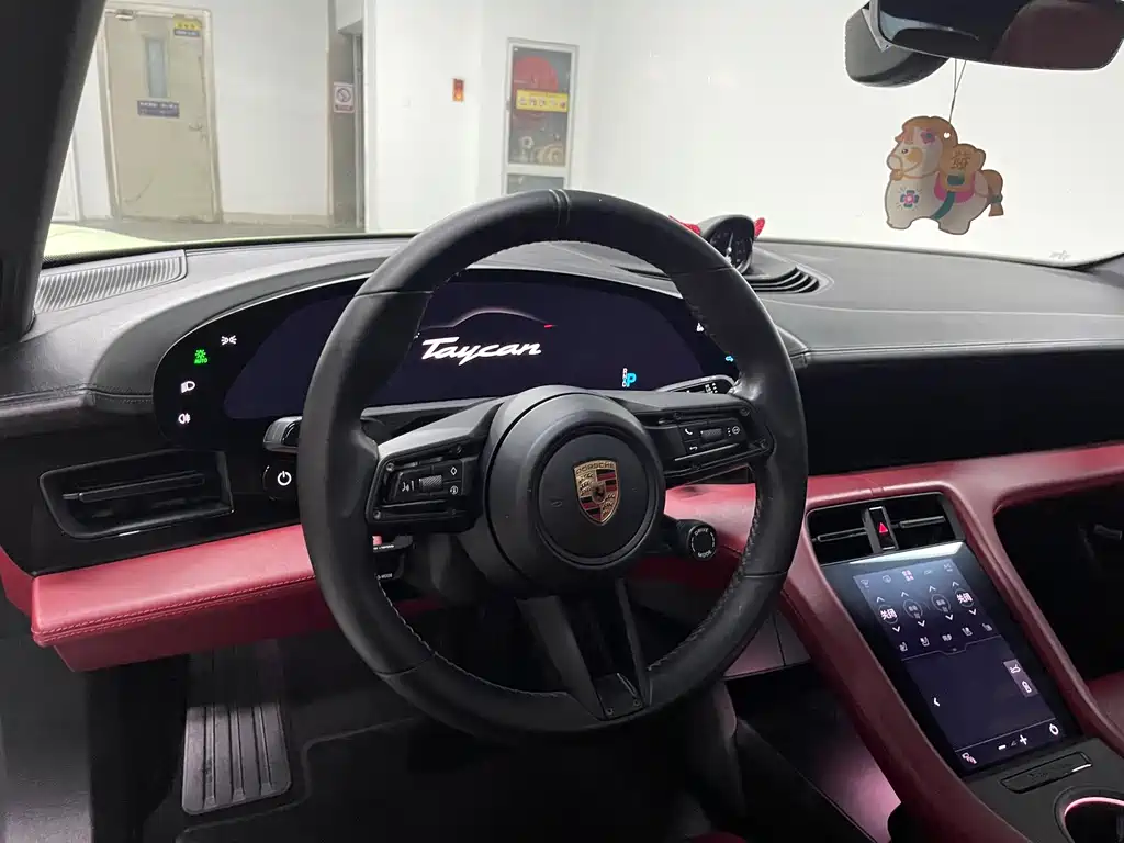 Porsche Taycan 2020