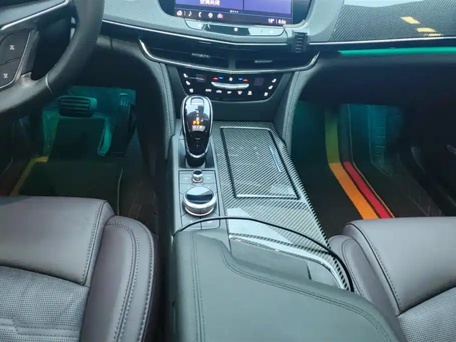 Cadillac CT6 2023 — фото 16