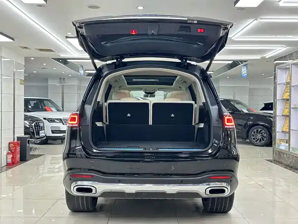Mercedes-Benz GLS 2023