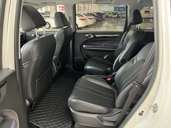 GAC Trumpchi M6 2025