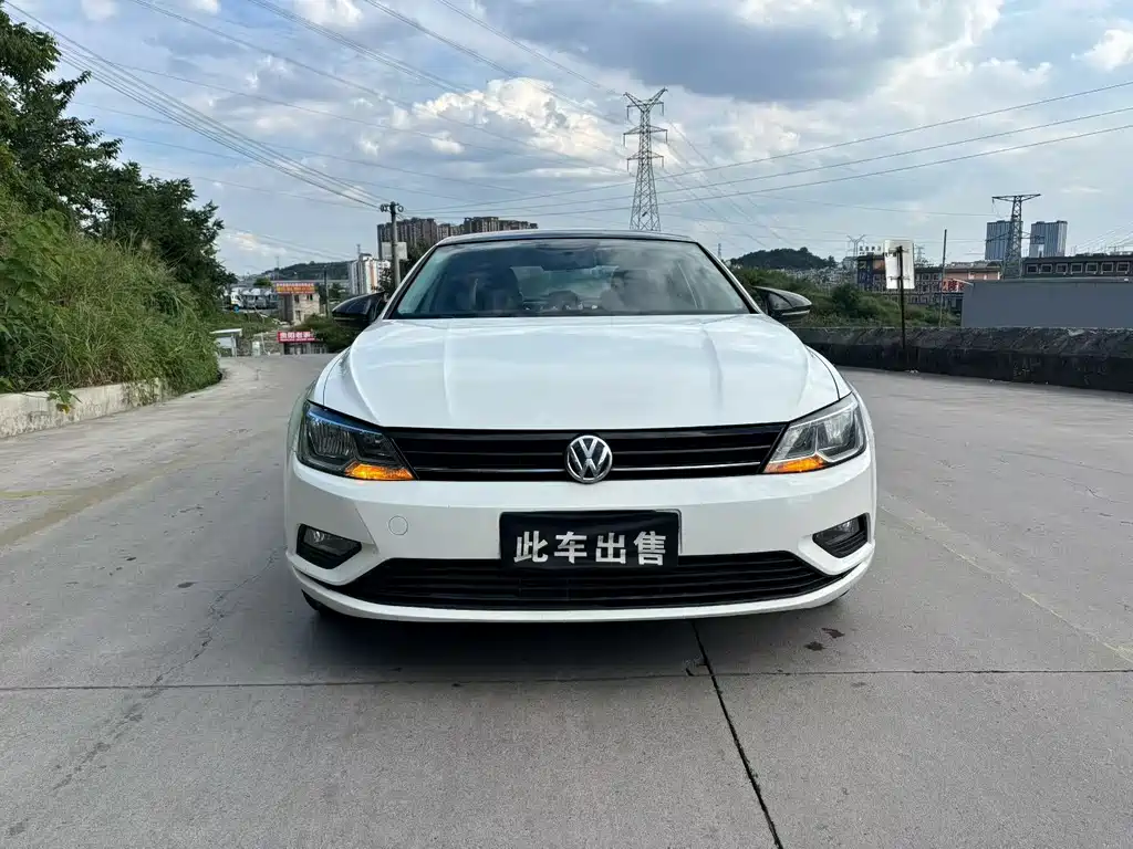 Volkswagen Lamando 2015