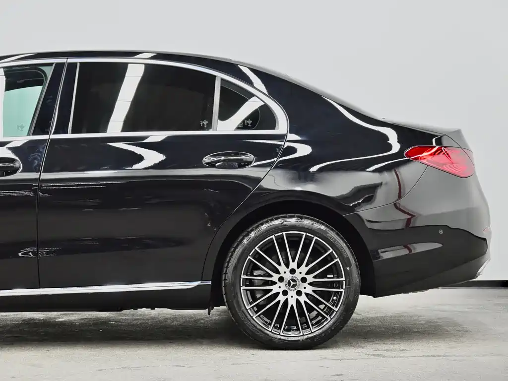 Mercedes-Benz C-Class 2022 — фото 23