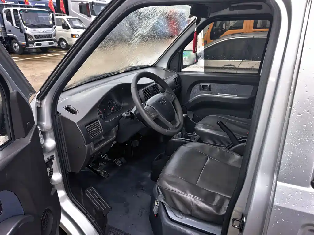 Wuling Rongguang 2021