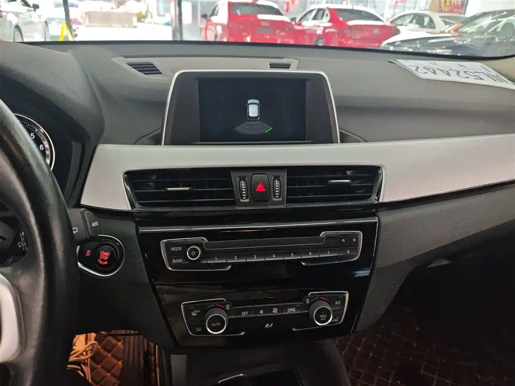 BMW X1 2018 — фото 13