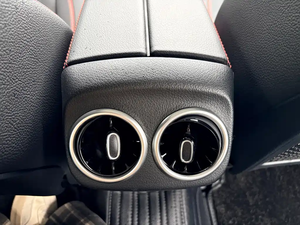Mercedes-Benz A-Class 2025 — фото 14