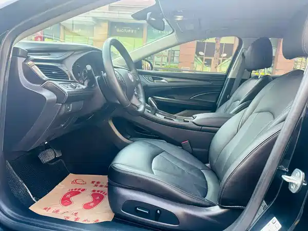 Buick LaCrosse 2021