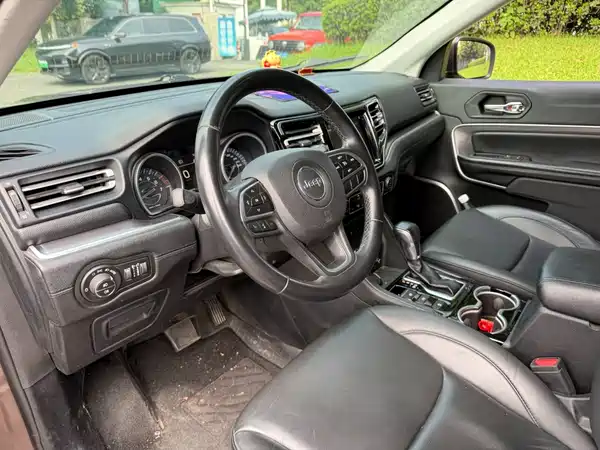 Jeep Grand Commander 2019