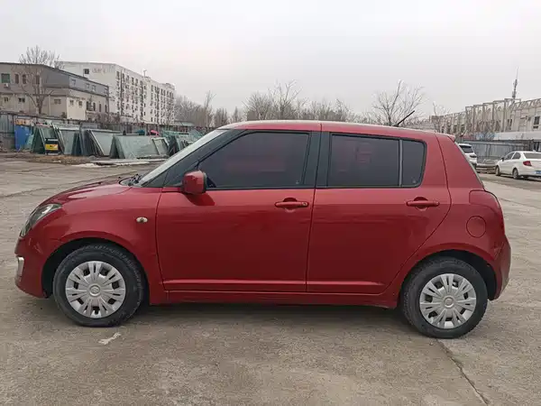 Suzuki Swift 2013
