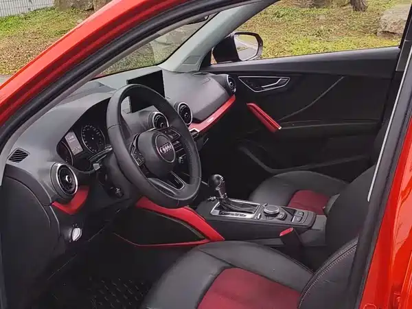 Audi Q2L 2018