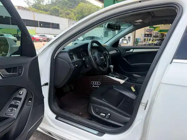 Audi A4L 2016
