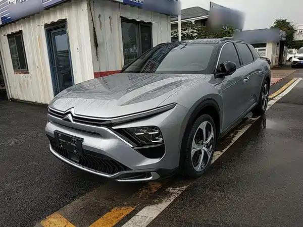 Citroën Versailles C5 X 2022