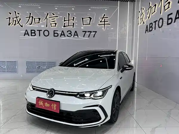 Volkswagen Golf 2022